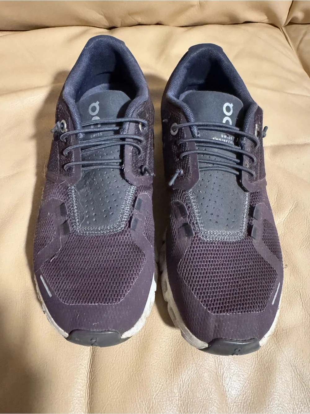 On Running Women’s Sneakers - Dark Plum/Black